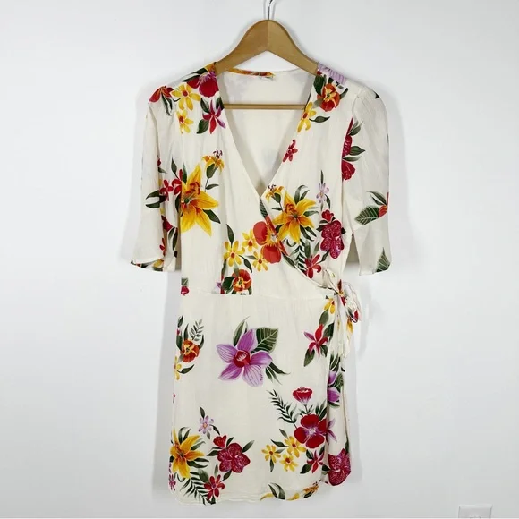 Old Navy Floral Wrap Dress Medium - Picture 1 of 7